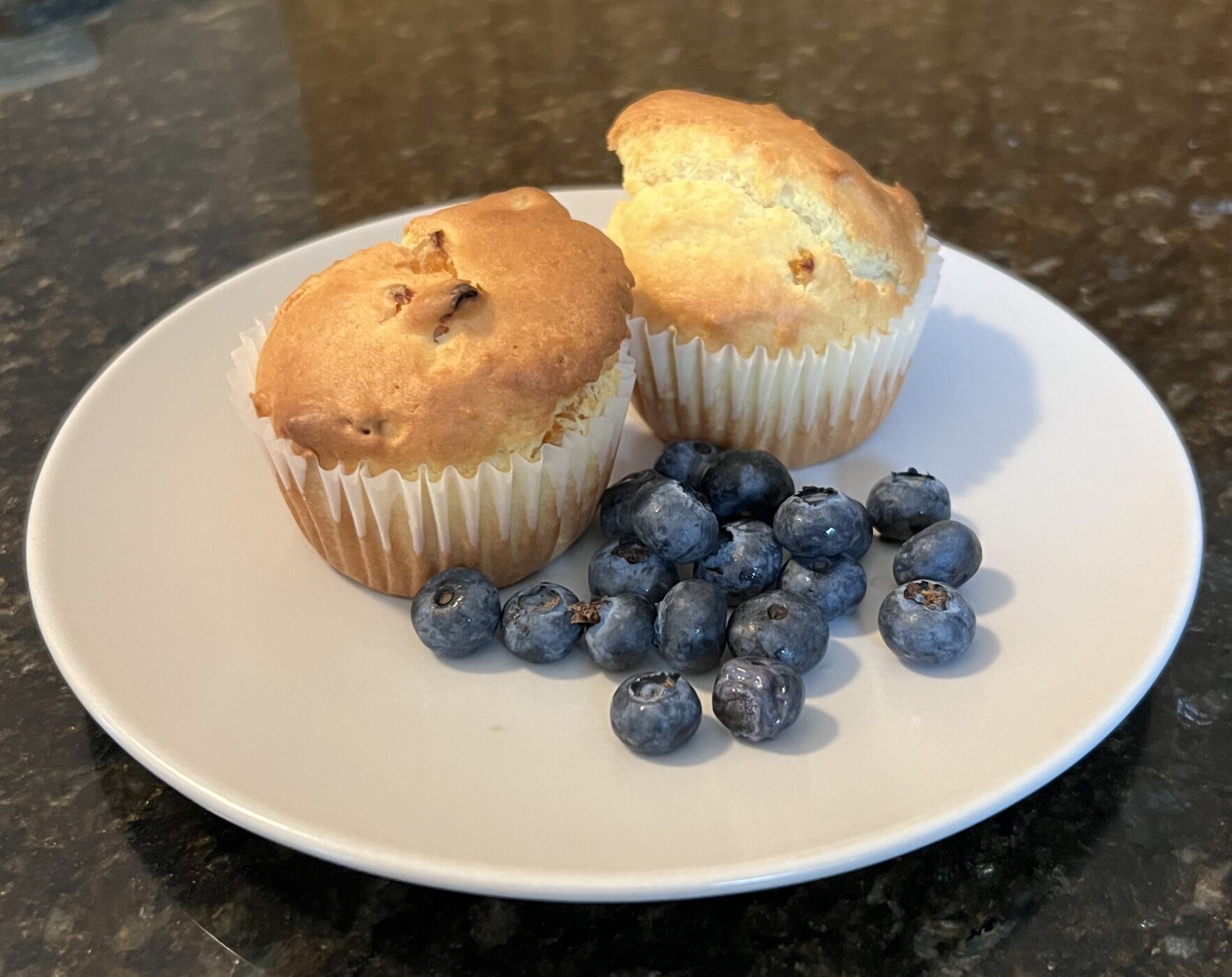 Apricot Muffins (24 muffins)